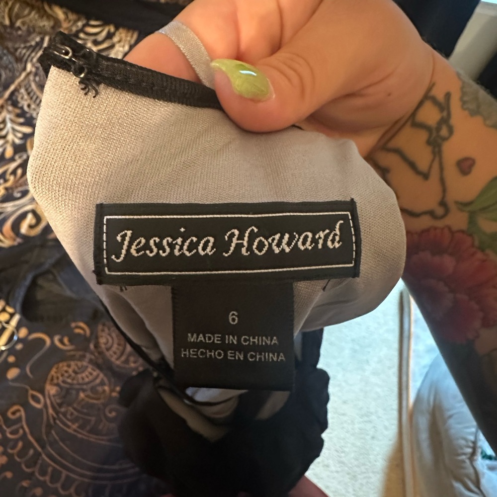 Jessica Howard Two-Tone Black and Gray Dress